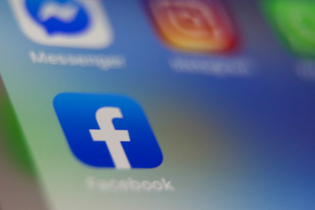 Facebook takes on Reddit with launch of nicknames for Facebook Groups