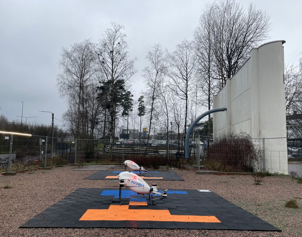 Behind the scenes of drone food delivery in Finland